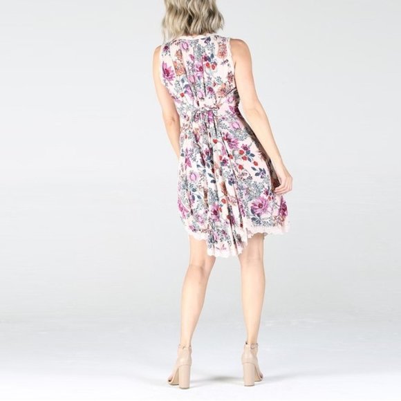 Floral Crinkle Mini Dress • Pink • Lace Crochet Trim • V-neck - Picture 4 of 4